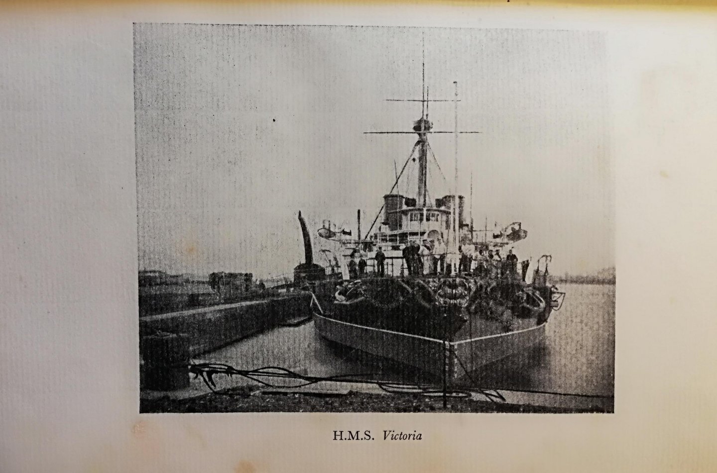 Shaw , Frank H. [ ISBN   ] 4619 - Famous Shipwrecks .