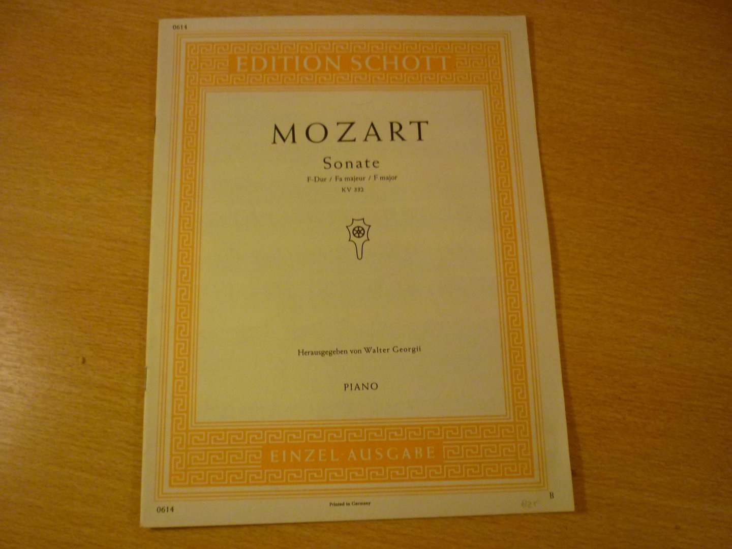 Mozart. W.A. (1756 – 1791) - Sonate F-dur; KV 332 (herausgegeben von Walter Georgii); Piano