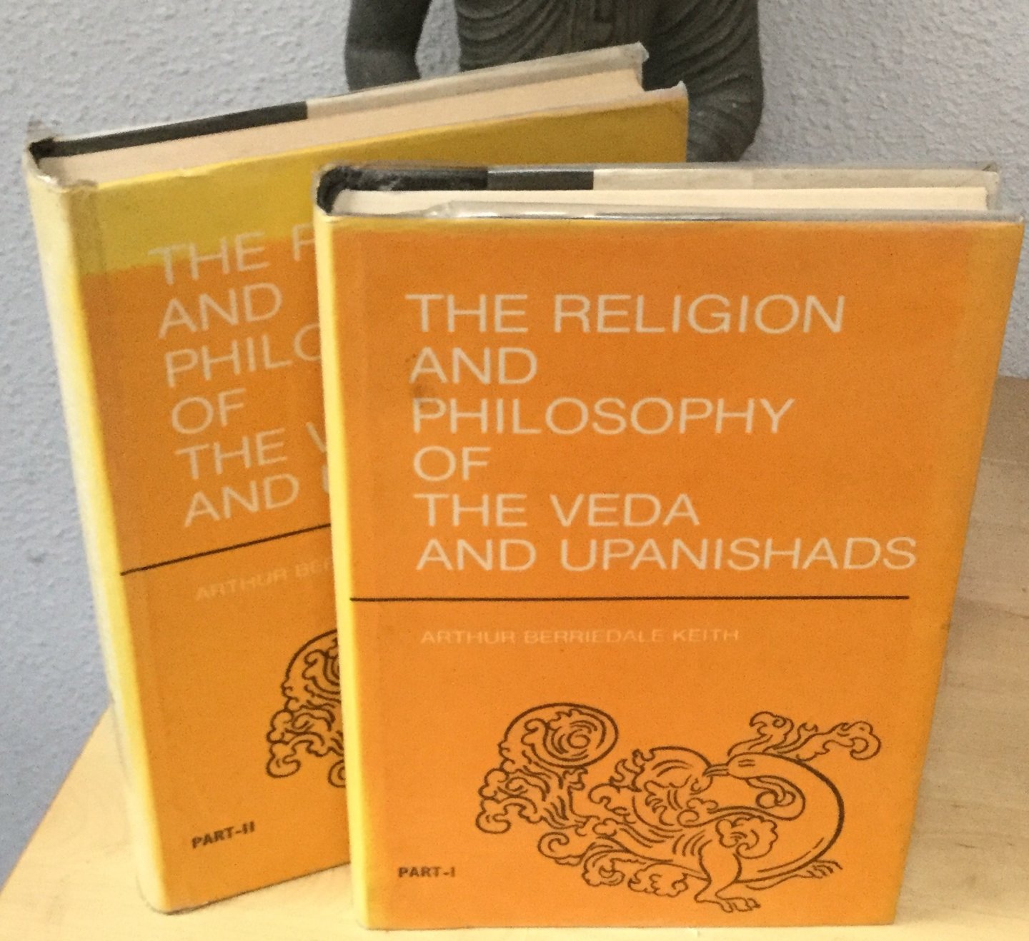 Keith, Arthur Berriedale - The religion and philosophy of the Veda and Upanishads, part I and II