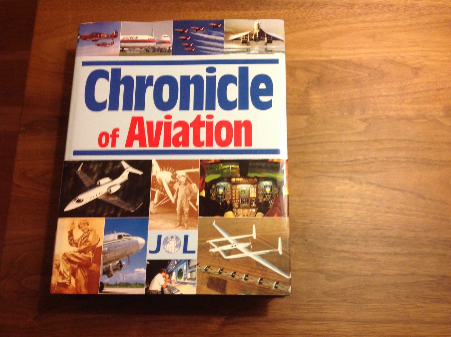 Bill Gunston, Mark S. Pyle en Edouard Chemel - Chonicle of Aviation
