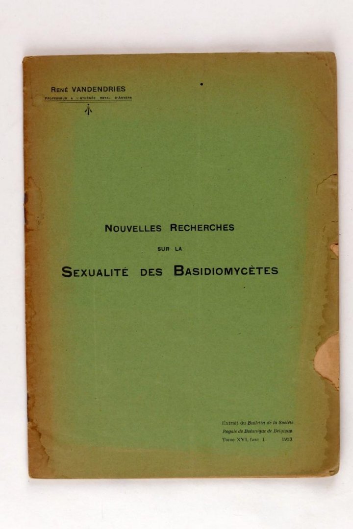 Vandendries René - Nouvelles recherches sur la sexualité des basidiomycétes (2 foto's)