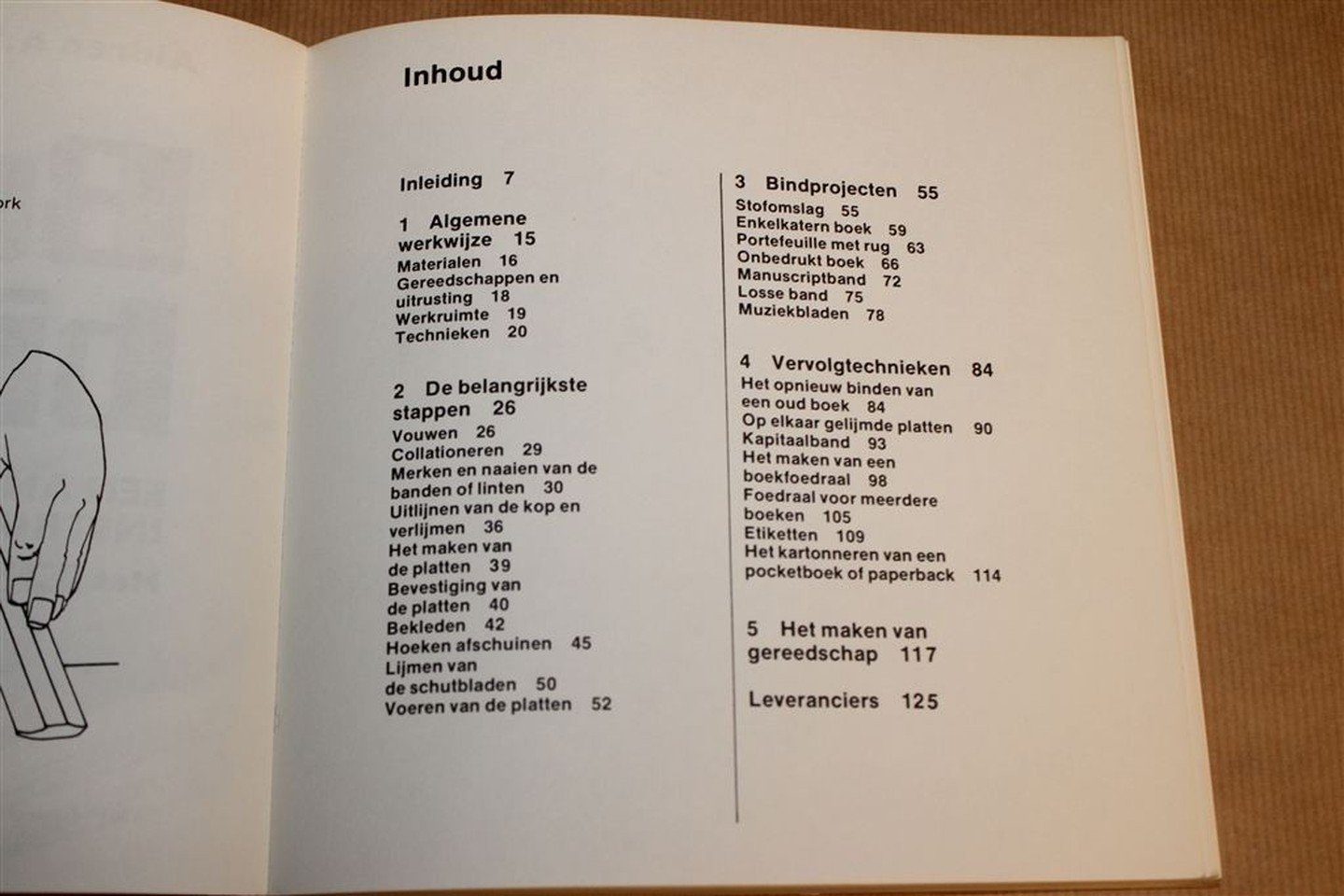 Aldren A. Watson, J. Combrink - Boekbinden — Een ambachtelijk instructieboek — Met 225 illustraties