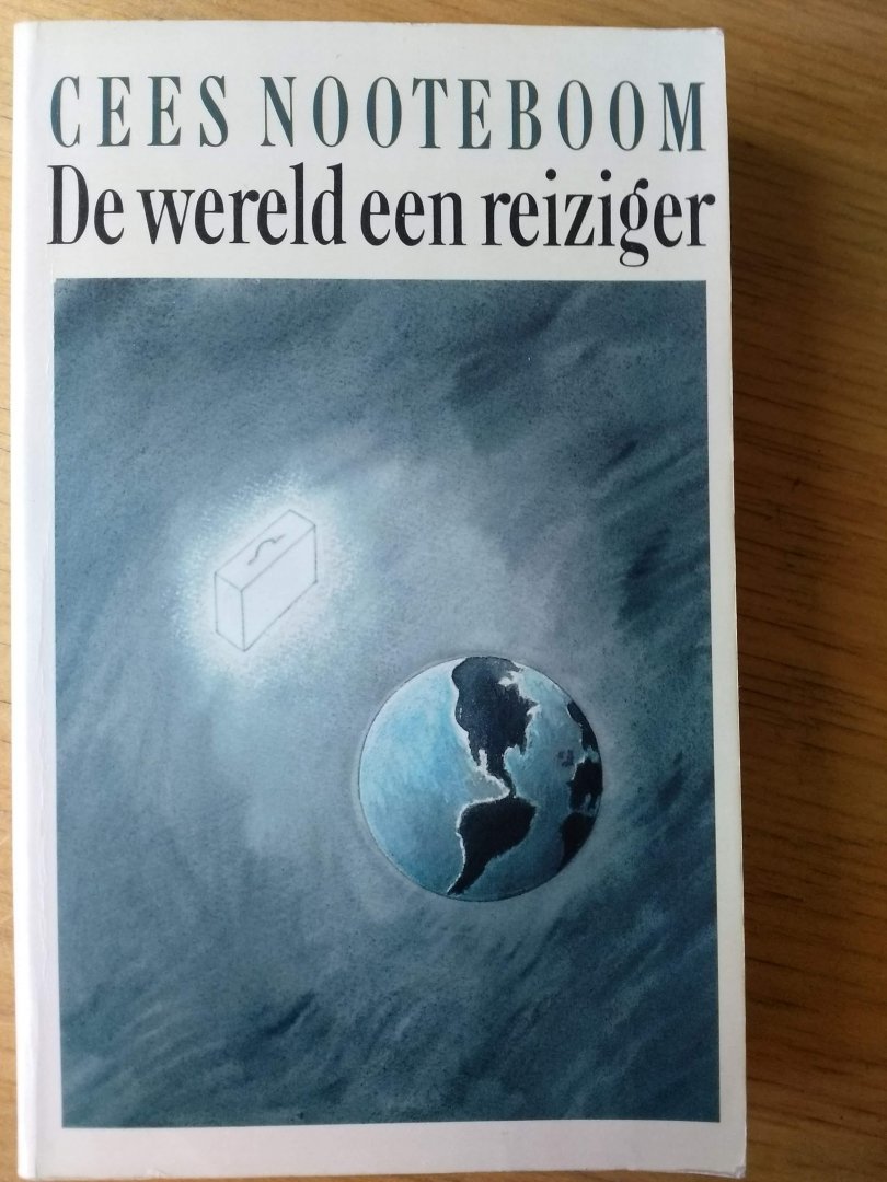 Nooteboom, Cees - De wereld een reiziger   (Grote ABC nr 685)