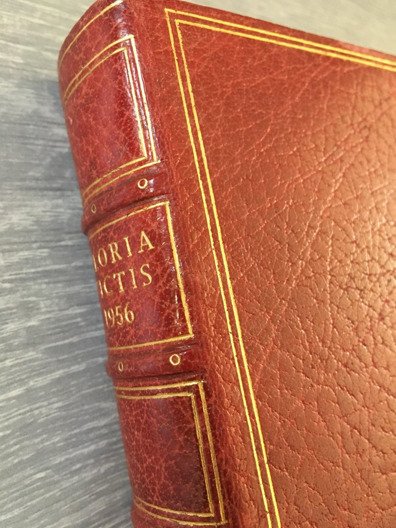 Tollas, Tibor (Collected & edited) - Gloria Victis Az 1956-OS Magyar Szabadsagharc Koltoi Visszhangja a Nagyvilagban A Verseket Osszegyujtotte es az Antologiat Szerkesztette: Tollas Tibor. The Response of Poets Throighout the World to the Hungarian Fight for Freedom of 1956