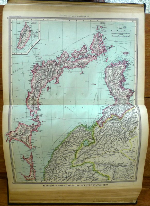  - The Harmsworth Universal Atlas and Gazetteer
