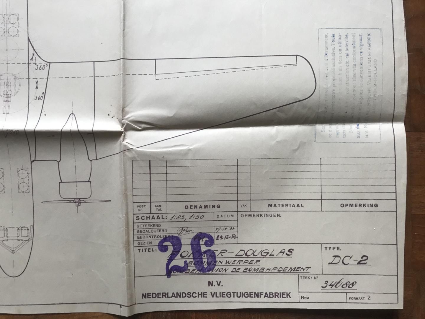  - Fokker-Douglas Bommenwerper DC, originele Werktekening 94x66 + originele foto 26x18 met stempel Technische Dienst LVA op de achterkant,