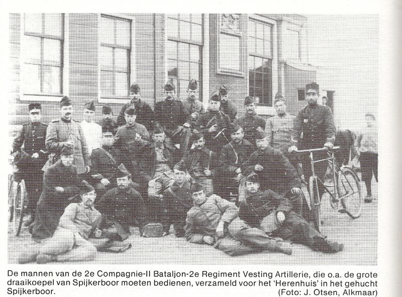 Krogt, P.C.J. van der, en B. Grothues - JAARTALVERZEN IN EEN MONTFOORTS DOOP- EN TROUWBOEK