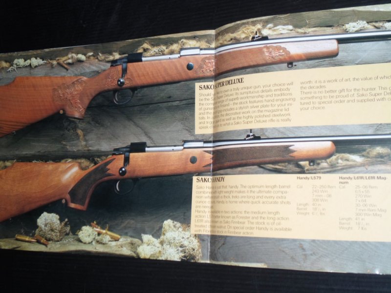  - Catalogus The world's lightest production rifle The Sako Hunter