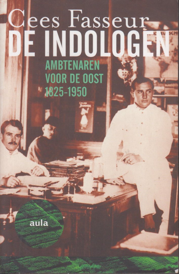 Fasseur (Balikpapan in Nederlands-Indië, 11 december 1938 – Leiden, 13 maart 2016), Cornelis (Cees) - De Indologen - Ambtenaren voor de Oost 1825-1950 - Overzicht van aard en organisatie van de opleiding van bestuursambtenaren voor Nederlands-Indië, waarin zo ook de veranderingen in de koloniale ideologie tot uiting komen.