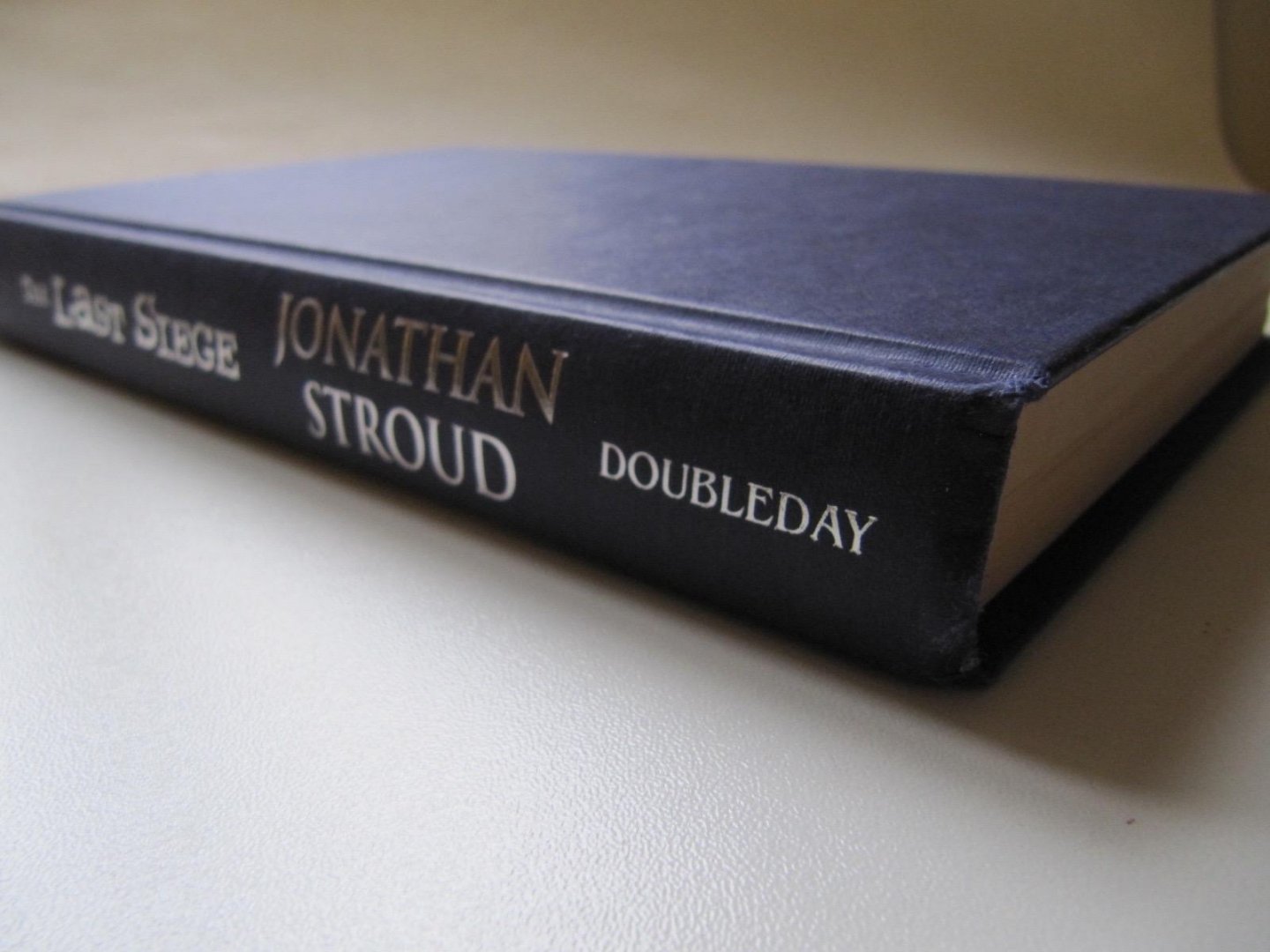 Jonathan Stroud - The Last Siege