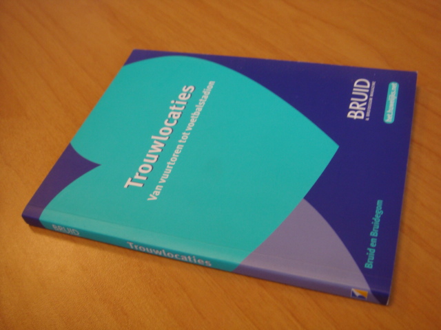 divers - Trouwlocaties - Van Vuurtoren tot voetbalstadion