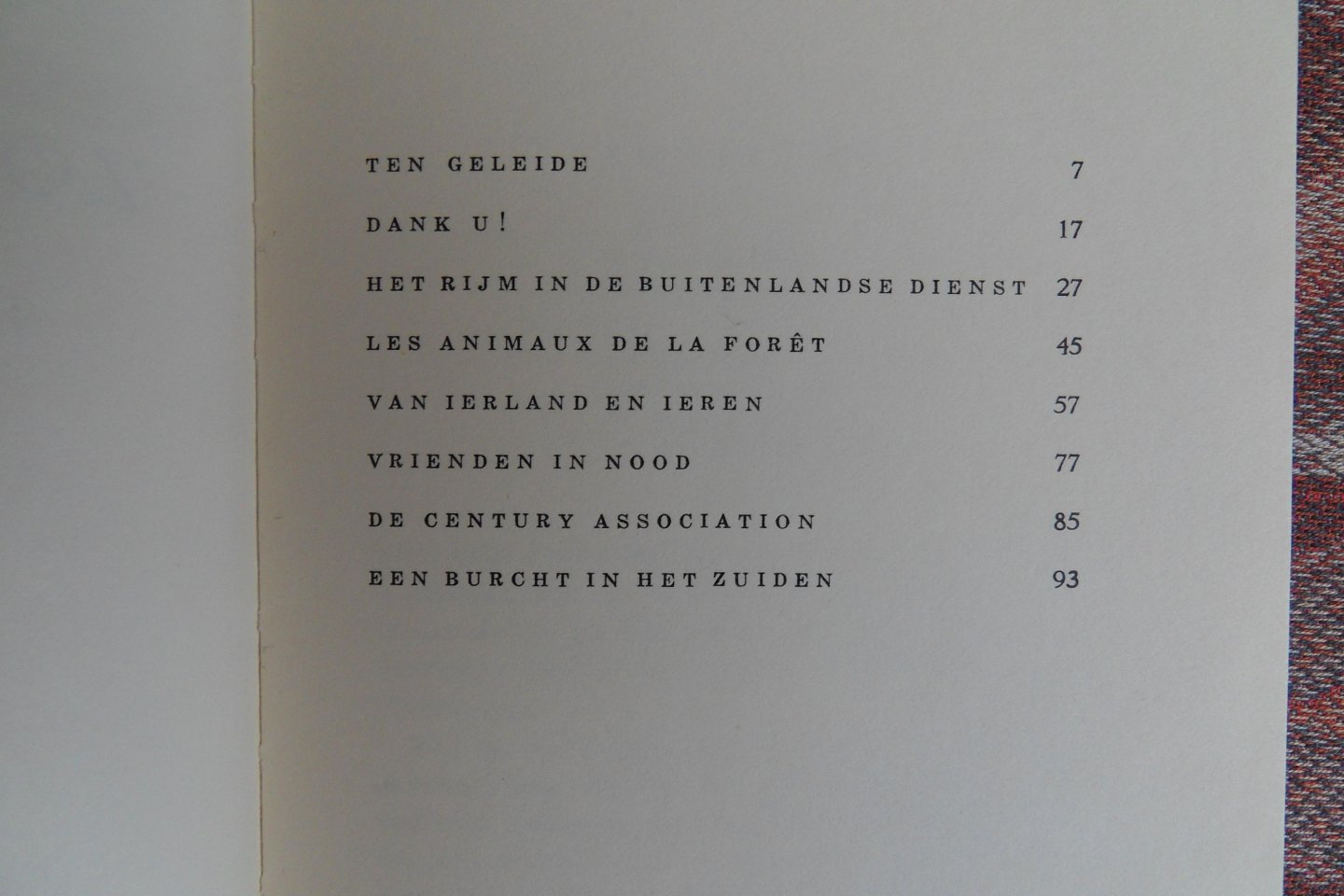 Kleffens, E.N. van. [ ! Met uitgebreide gesigneerde brief en tevens opdracht in het boek van deze oud minister van Buitenlandse zaken in het (oorlogs) kabinet De Geer II en deze ex-voorzitter van de Verenigde Naties ]. - Serenas Tantum Numero Horas. - Zonnewijzer - II. Teltsjes en Rimen.