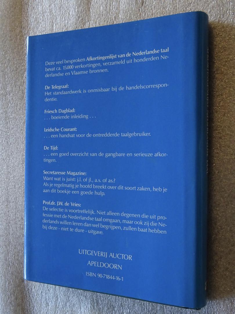 Boef, H.J. - Afkortingenlijst van de Nederlandse taal