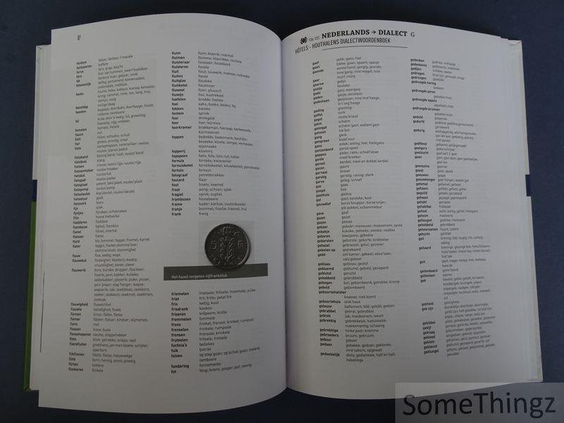 Rekkers, Lom. - Hôtels : Houthalens dialectwoordenboek. [met DVD]