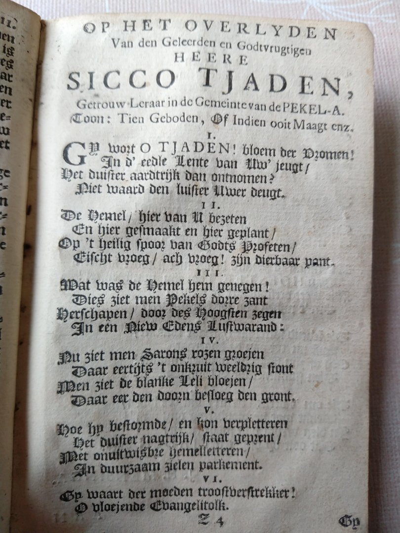 Hofstede, Johannes - Eenige aantekeningen en alleen-spraken. Betreffende meest het verborgen leven voor den Heere van den eerwaarden en Godzaligen heere Sicco Tjaden. Getrouw leraar van Jesus Gemeente in de Nieuwe Pekel A. Uit de Latynsche handschriften van den overleden