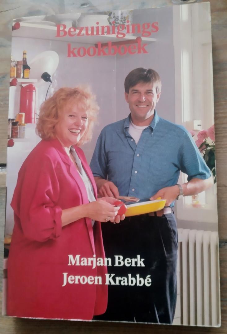 Berk, Marjan | & Jeroen Krabbé - Bezuinigingskookboek
