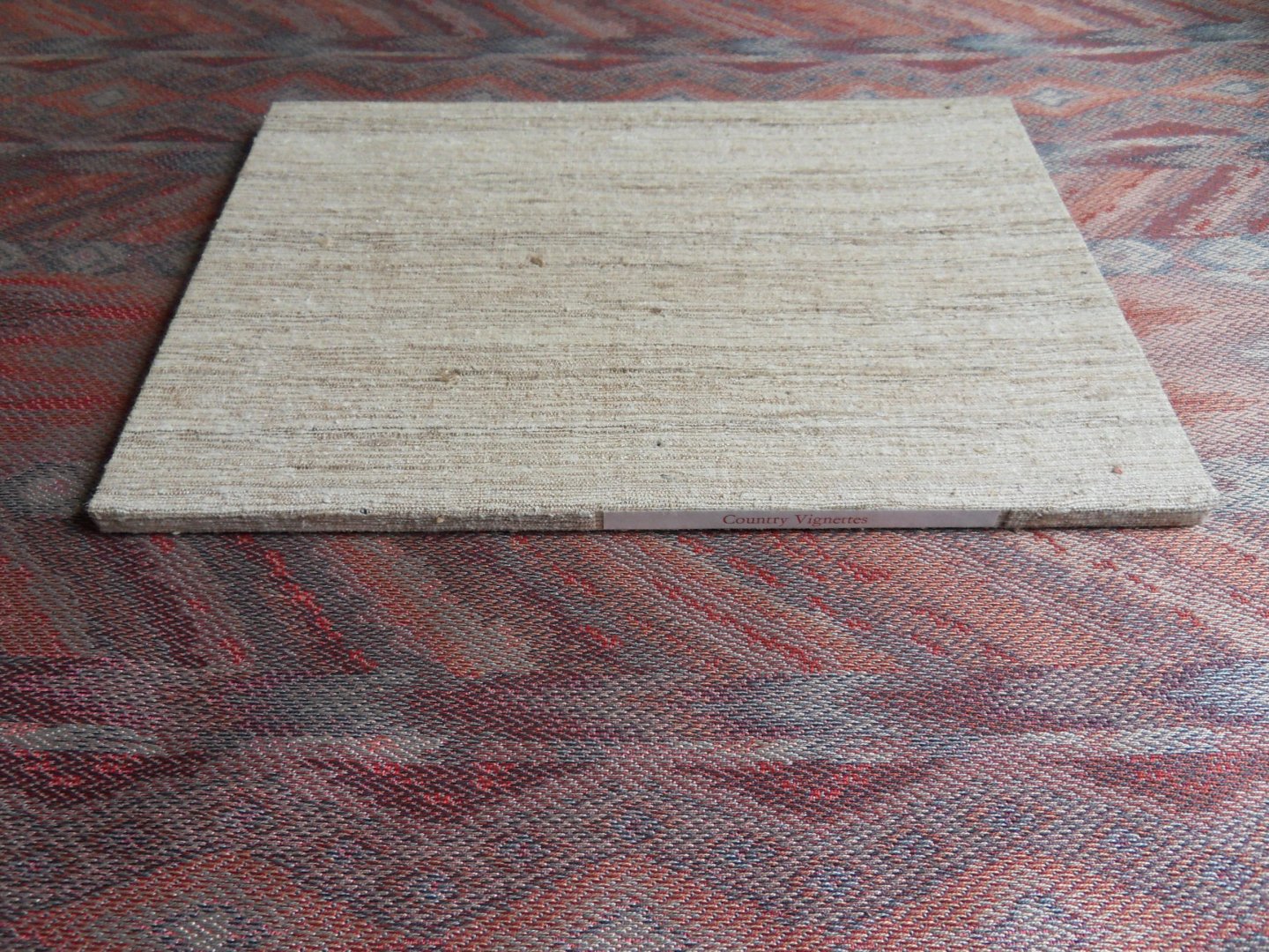 Jefferies, Richard. - Country Vignettes. - Descriptive passages from the writings of Richard Jefferies. - With seven engravings by Anthony Christmas. [Genummerd ex. 49 / 190 ].