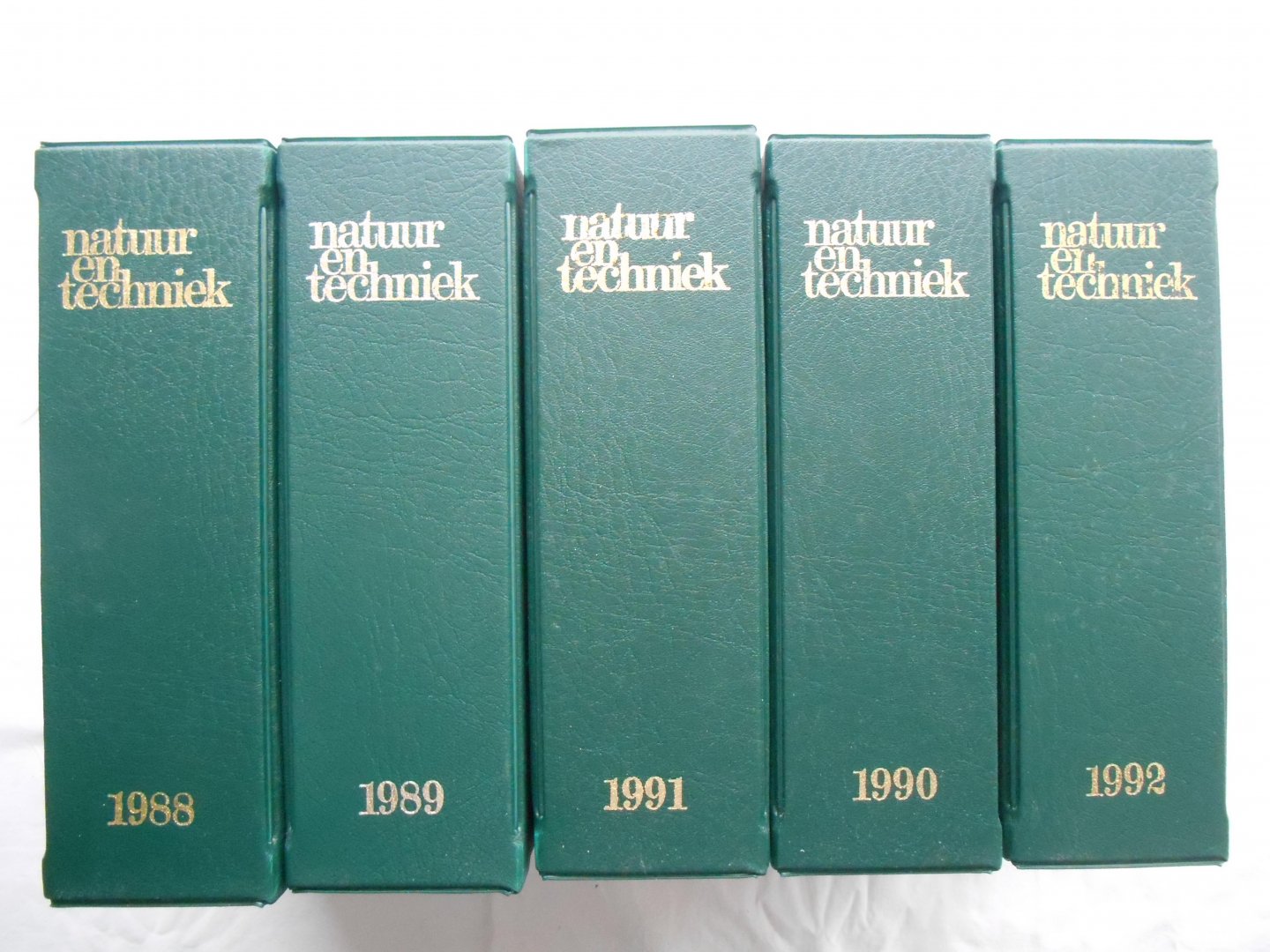 Natuur en techniek (red.) - Complete jaargangen Natuur en Techniek - 1988 (56 e) - 1992 (60 e)