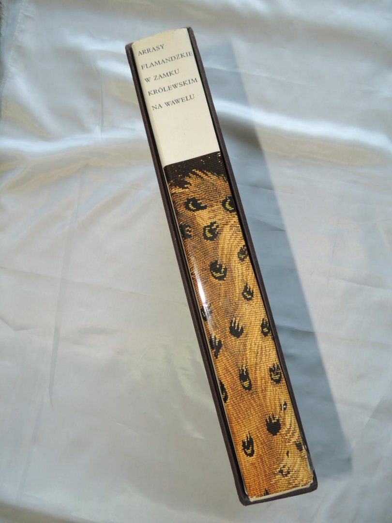 Jerzy Szablowski Szablowskiego, Jerzego - Arrasy flamandzkie w zamku Krolewskim na wawelu - (Flemish Tapestries in the Wawel Royal Castle)