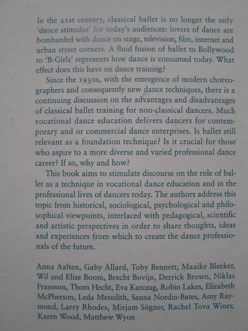 Brown, Derrick, Vos, Minke - Academia Ballet, why and how?  on the role of classical ballet in dance education
