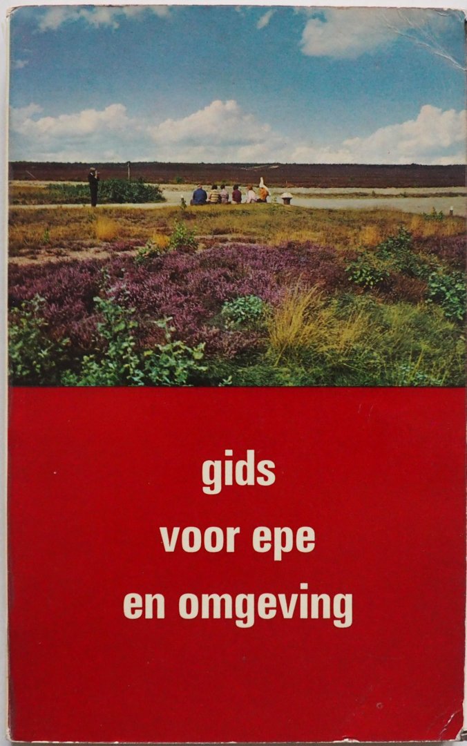 Tritten J - Gids voor Epe en omgeving Met uitklapbare stadsplattegrond van Epe Tritten J - Gids voor Epe en omgeving Met uitklapbare stadsplattegrond van Epe