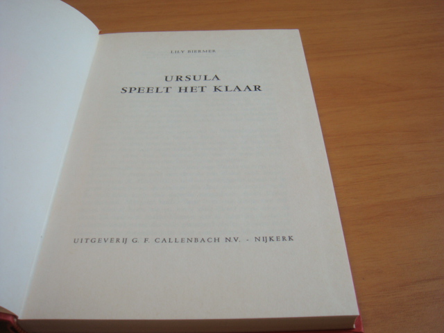 Biermer, Lily - Ursula speelt het klaar