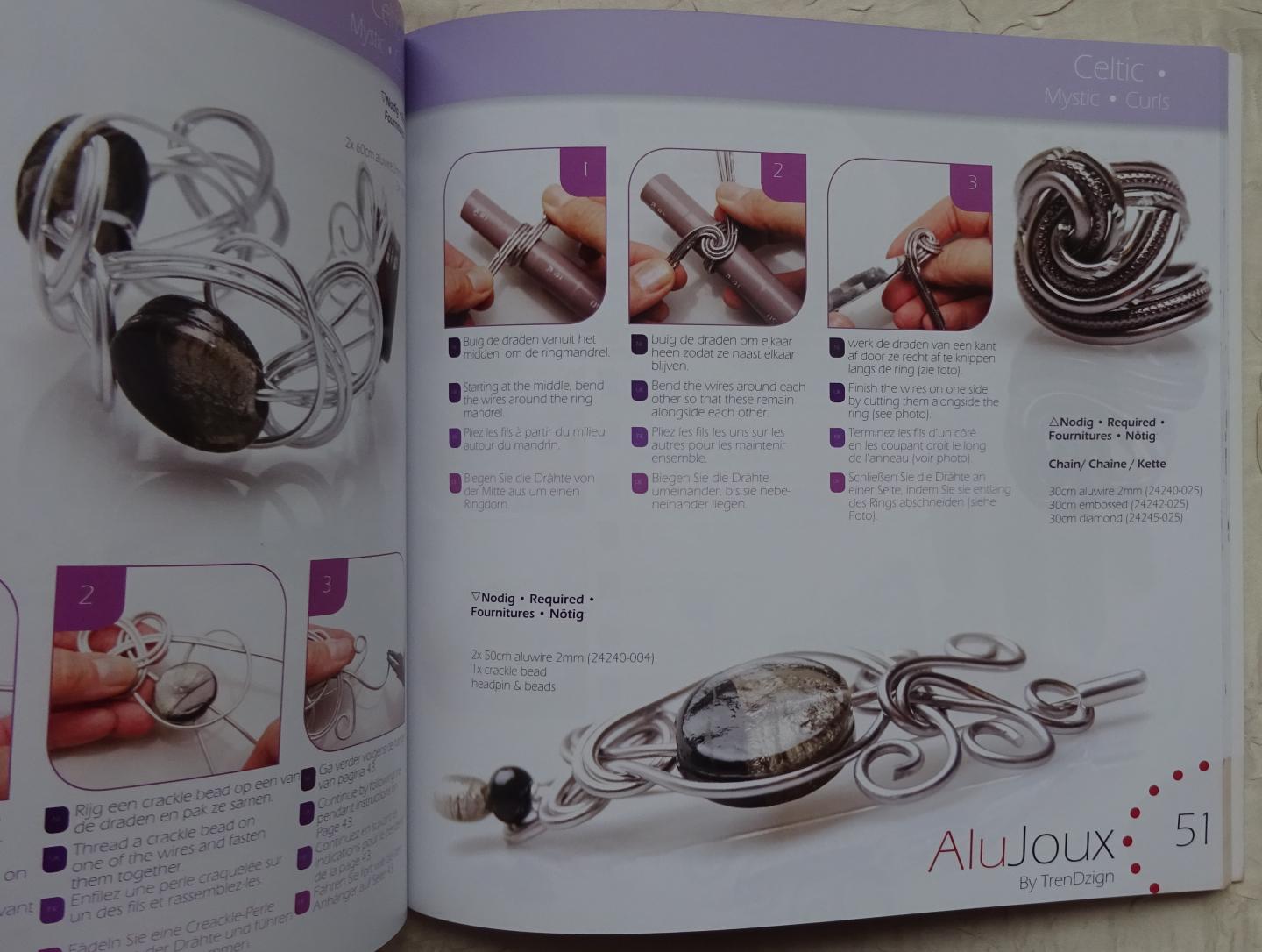 Vondenhoff, Marianne - Alujoux. Aluminium wire Jewellery / Sieradenboek [ isbn 8716052176892 ]
