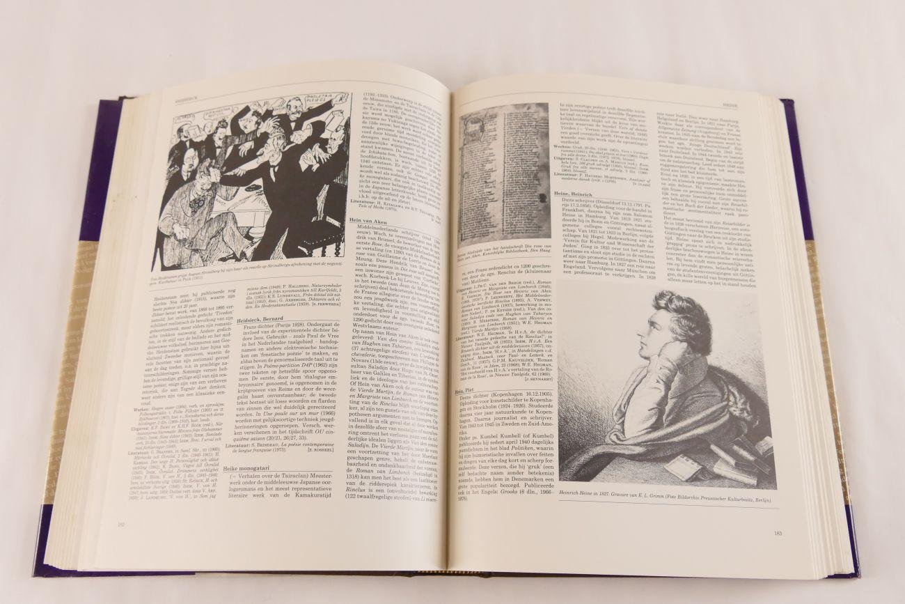 diversen - Moderne Encyclopedie van de Wereldliteratuur 10 delen. (7 foto's)