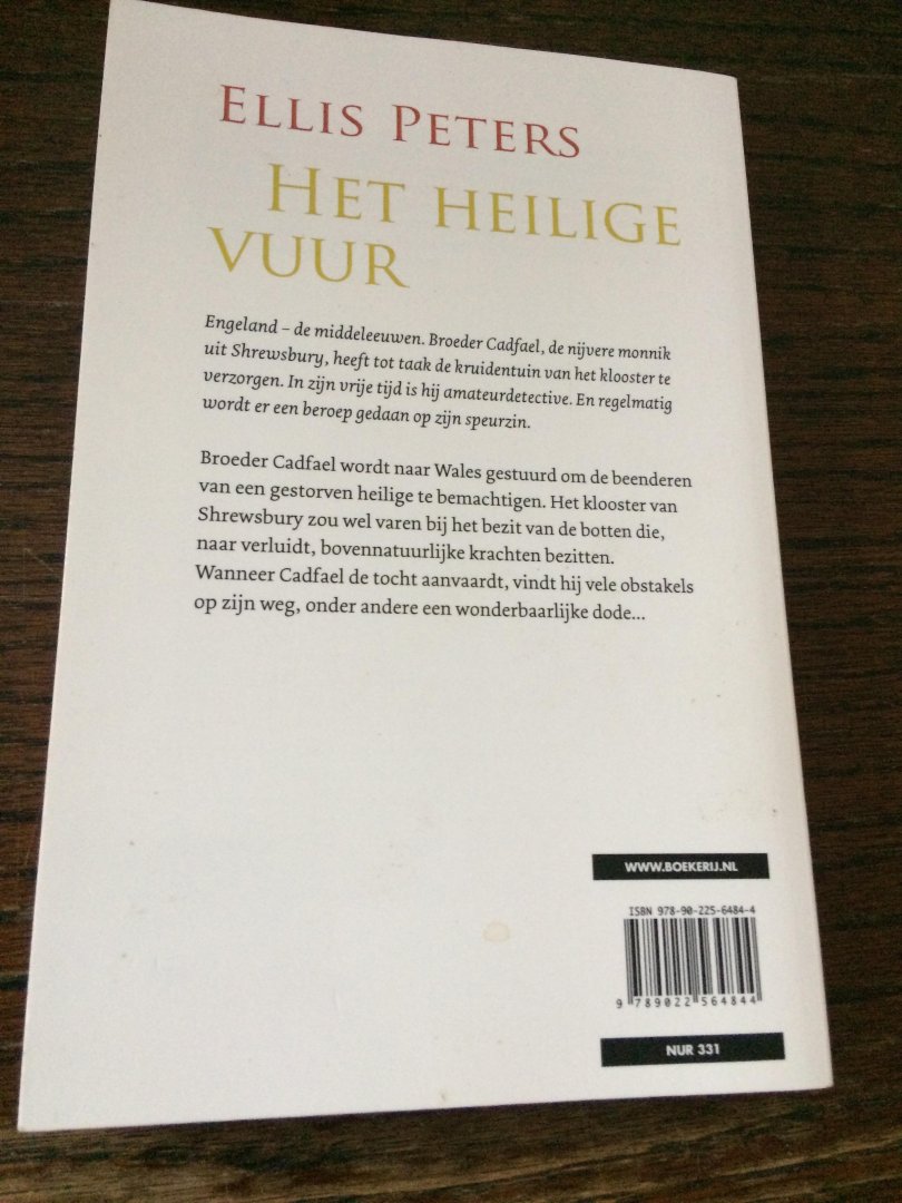 Peters, Ellis - Een Broeder Cadfael mysterie 1 Het heilig vuur