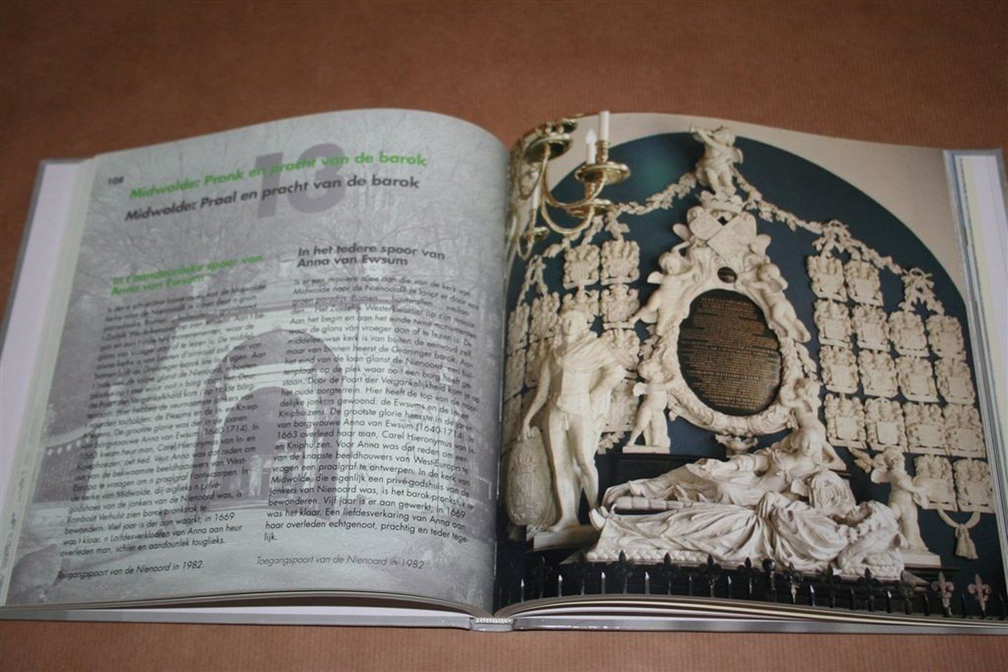 Harm van der Veen - Hier was t — 25 steetjes in pervincie Grunnen woar geschiedenis schreven is = Hier gebeurde het — 25 plekjes in de provincie Groningen waar geschiedenis is geschreven