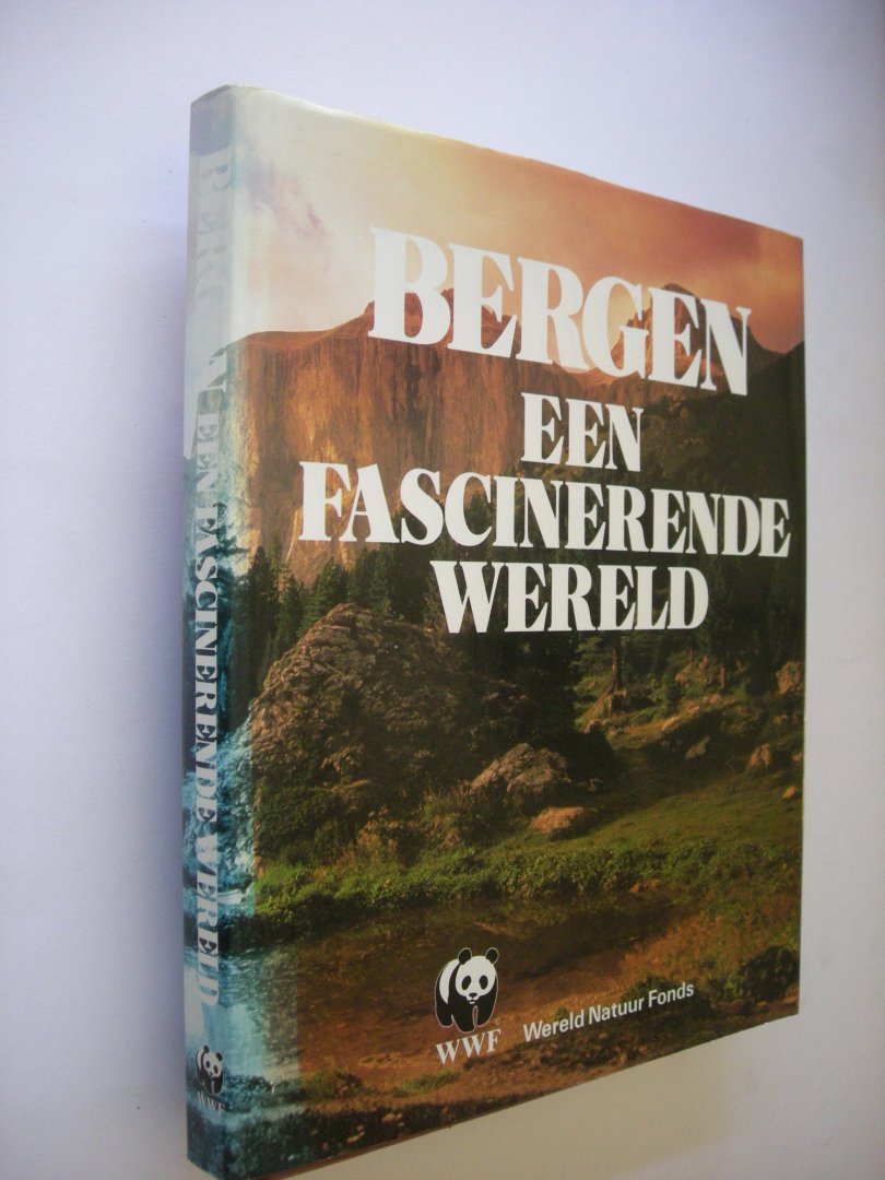 Griehl, K. red. / Nieuwenhoven, P.J.van, vert. - Bergen. Een fascinerende wereld