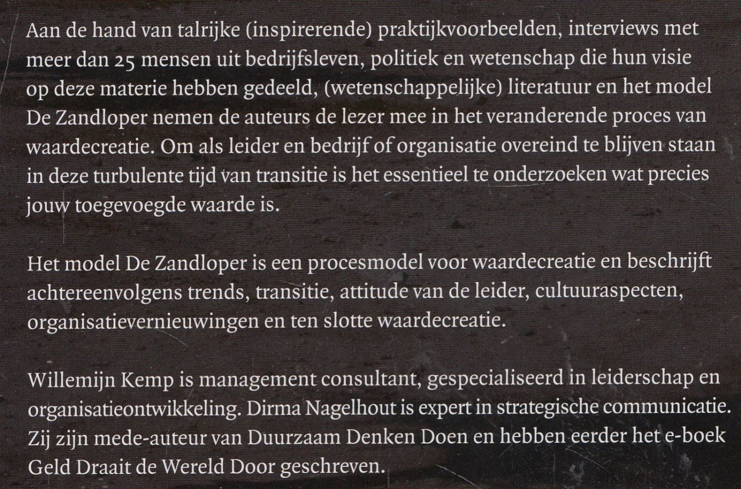 Kemp MMC, Willemijn; Nagelhout, Dirma - De zandloper - leiderschap in tijden van transitie