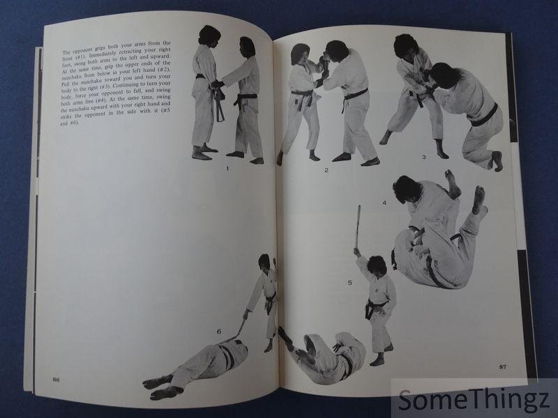 Ryusho Sakagami. - Nunchaku and Sai: Ancient Okinawan Martial Arts.