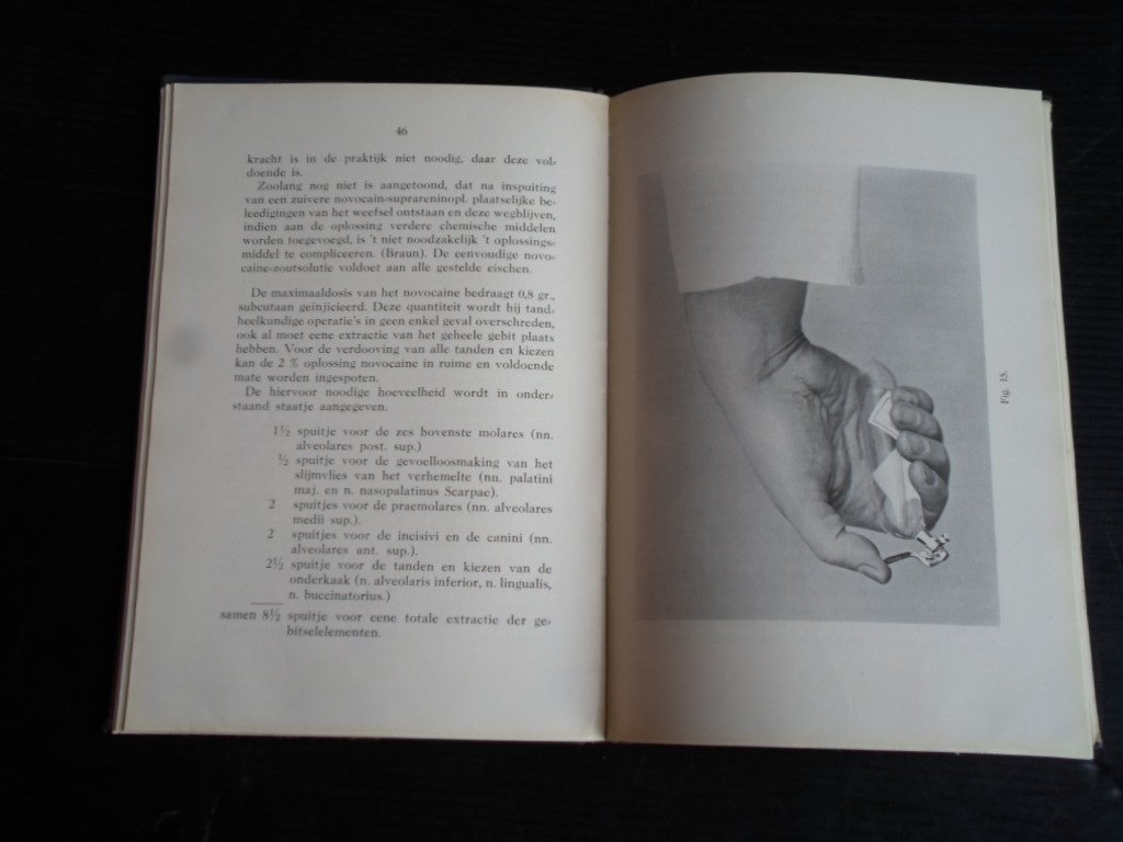 Vries, Dr.J.J.de - De gevoelloosmaking van tanden en kiezen in de onder-en bovenkaak