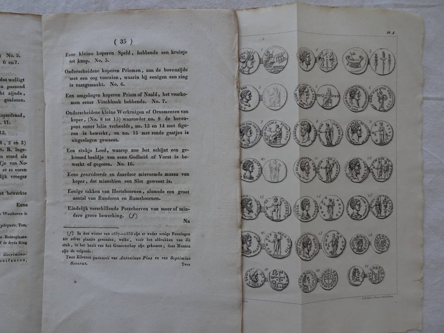 Rethaan Macaré, C.A.. - Verhandeling over de bij Domburg gevondene Romeinsche, Frankische, Brittannische, Noordsche en andere munten, voorgedragen in het perpetueel commité van het Zeeuwsch Genootschap der Wetenschappen, den 9 October 1837.