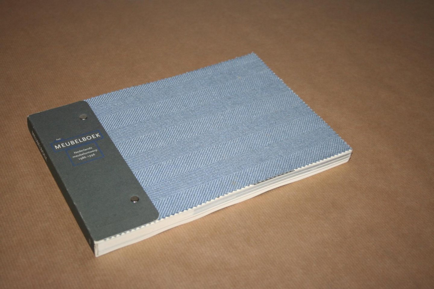  - Het Meubelboek --- Nederlands meubelontwerp 1986-1996
