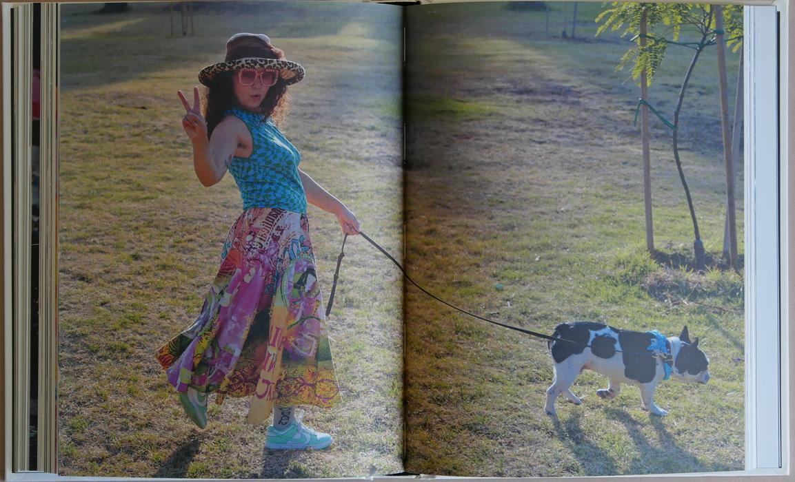 Victoria, Julian, Chelsea Joy Arganbright (tekst) - DOG. Stories of Dog Ownership