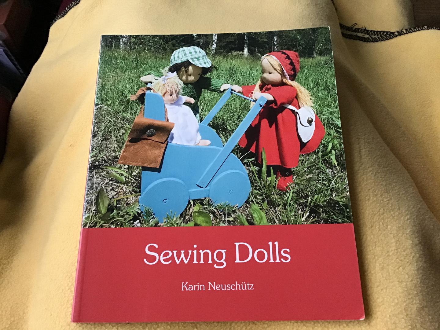 Neuschutz, Karin - Sewing Dolls