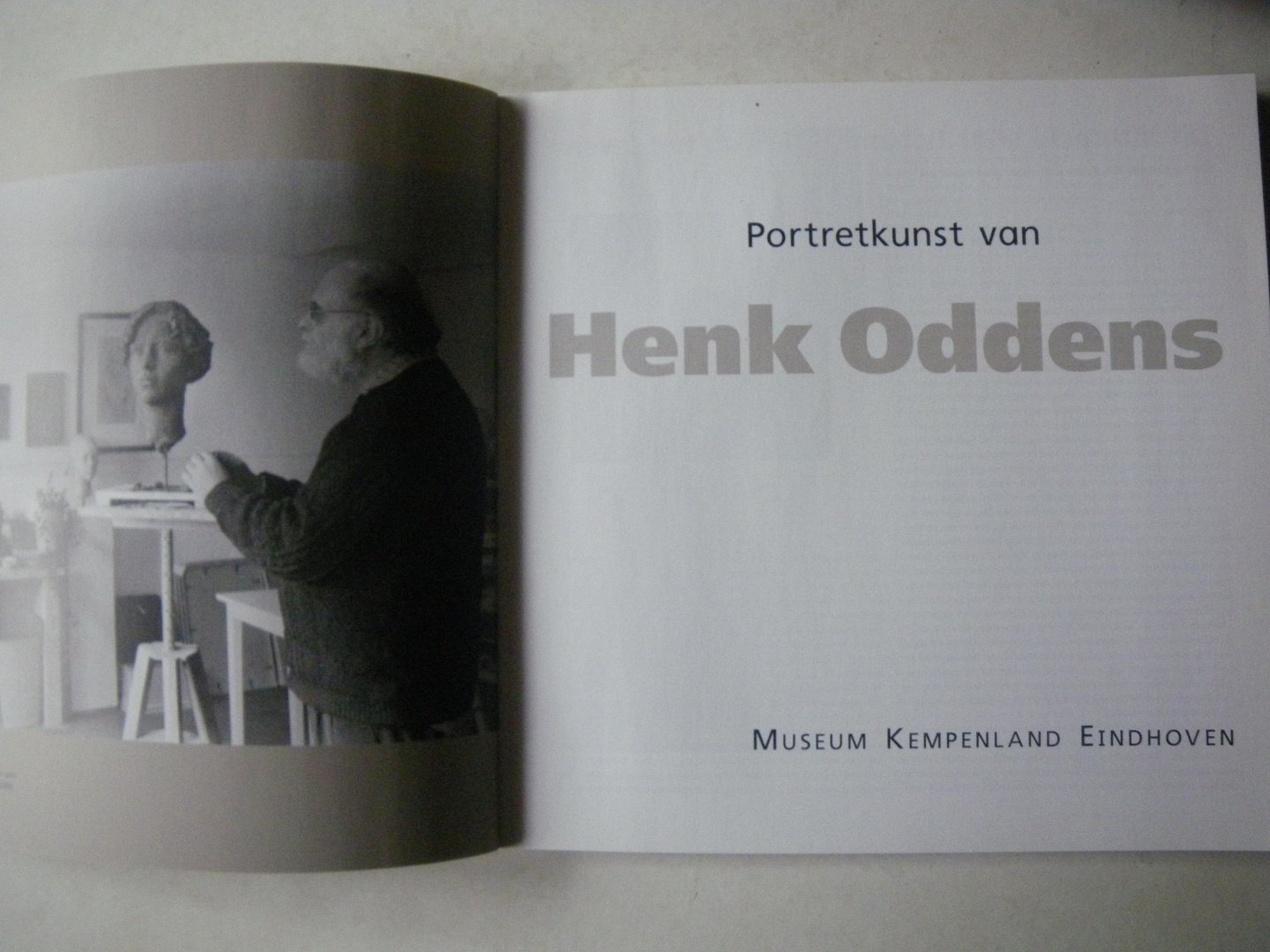 ODDENS,HENK. Catalogus 2000. - Portretkunst van Henk Oddens.