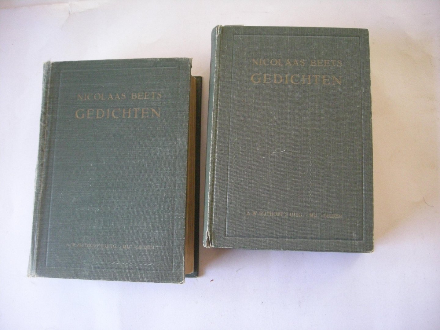 Beets, Nicolaas - Gedichten. Volledige Uitgave naar tijdsorde gerangschikt.  I. Eerste,Tweede en Derde deel + II.Derde deel (2e gedeelte), Vierde deel, Vijfde deel (4e onveranderde druk)