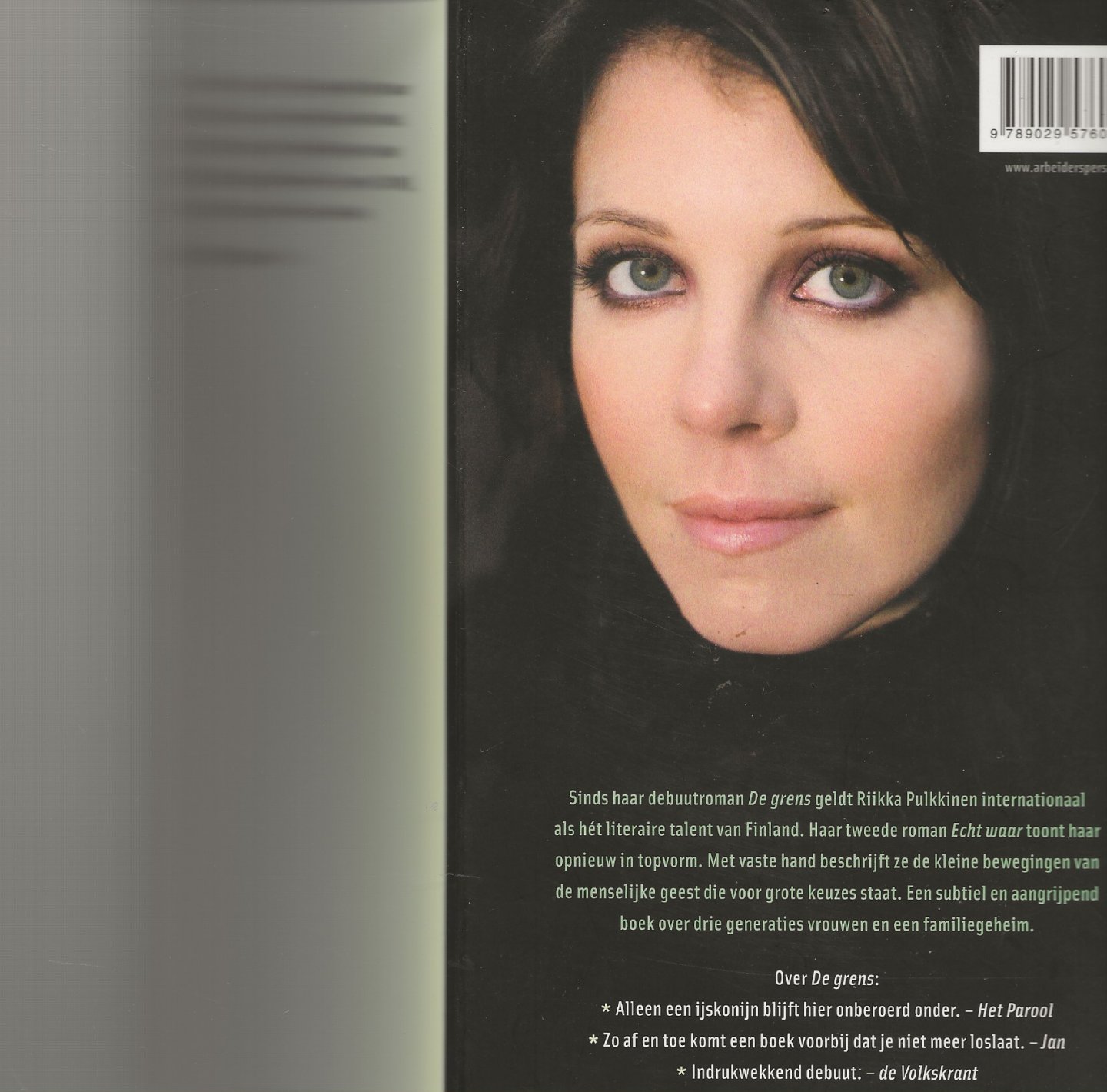 Pulkkinen, Riikka Vertaaald door Annemarie Raas  Omslagontwerp  Mijke Wondergem - Echt waar