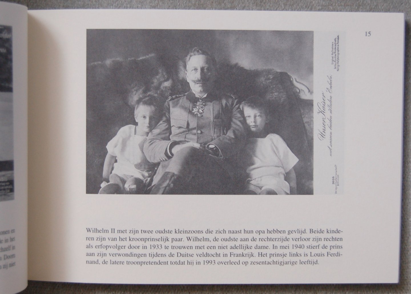 Bussen, P. J. (Ansichtkaarten geselecteerd en van tekst voorzien) - Wilhelm II, een verbannen keizer / Zo was het