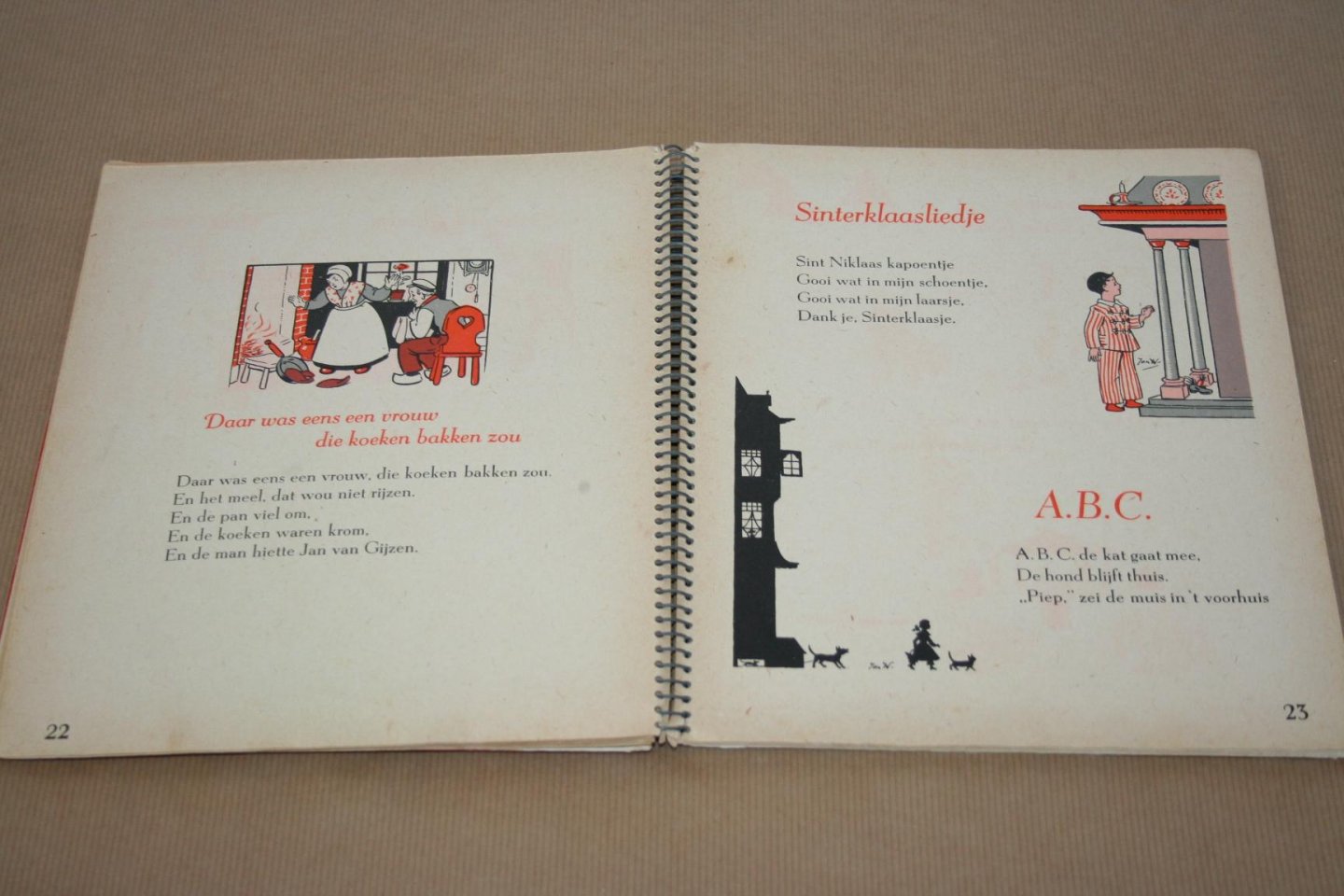 Jan Wiegman - Hop Marjanneke  --  Een bundel kinderversjes uit Oma's jeugd