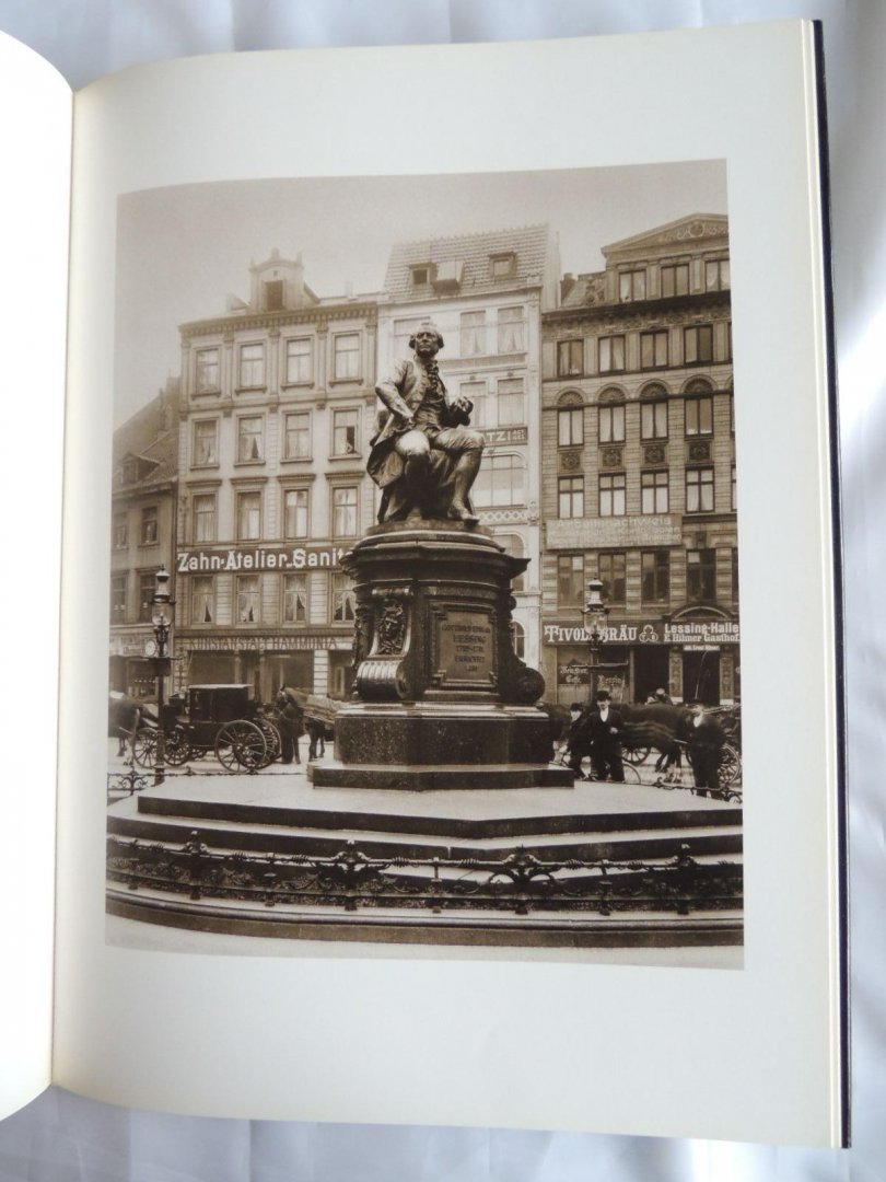 Lüth luth Erich - Hamburg 1870-1910. Einführung und Bildlegenden von Erich Lüth.