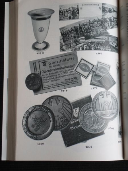 Veilingcatalogus 14 - Militaria