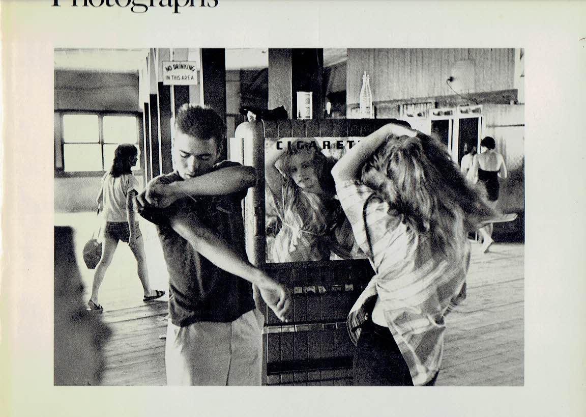 DAVIDSON, Bruce - Bruce Davidson - Photographs. Introduction by Henry Geldzahler.
