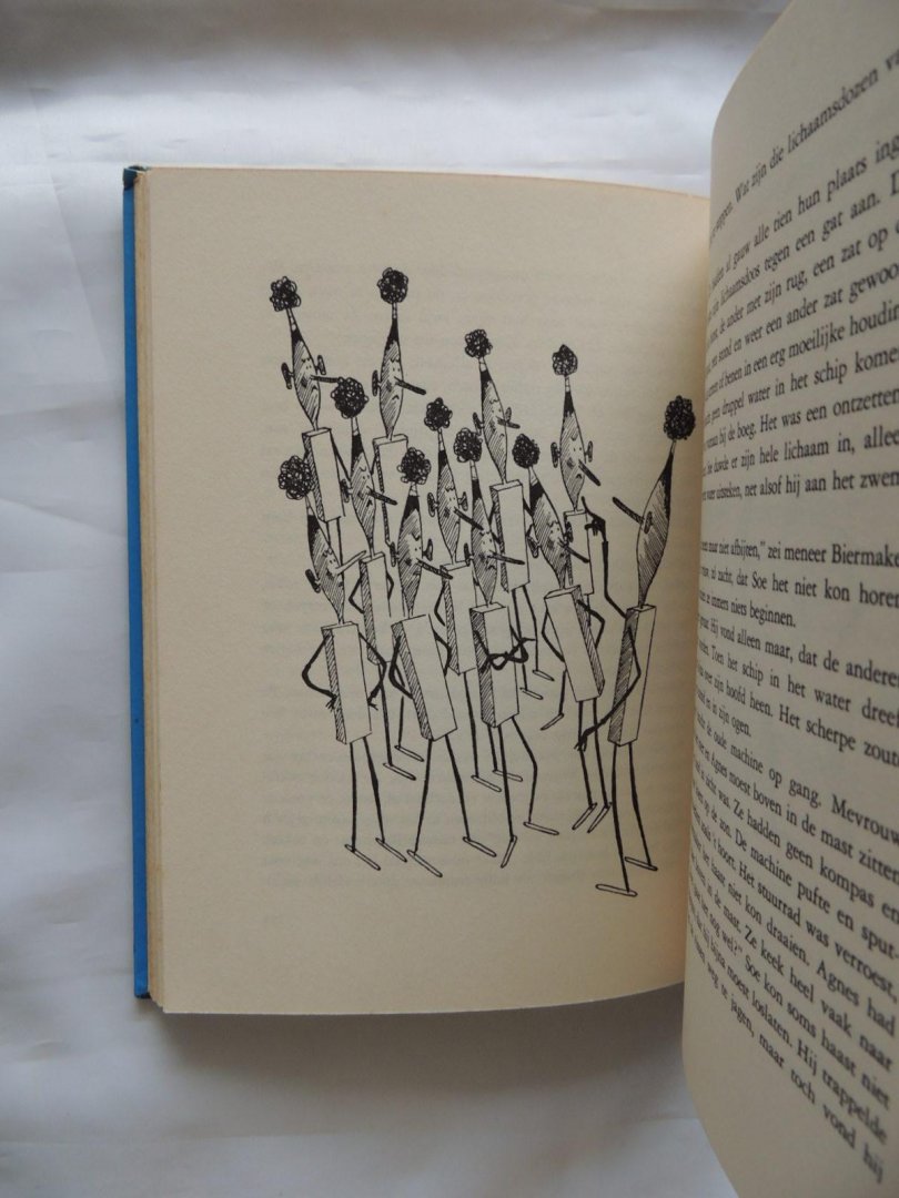 Lisa Tetzner ; [uit het Duits] in het Nederlands vertaald door H.J. van Laar. - De kleine Soe uit Afrika