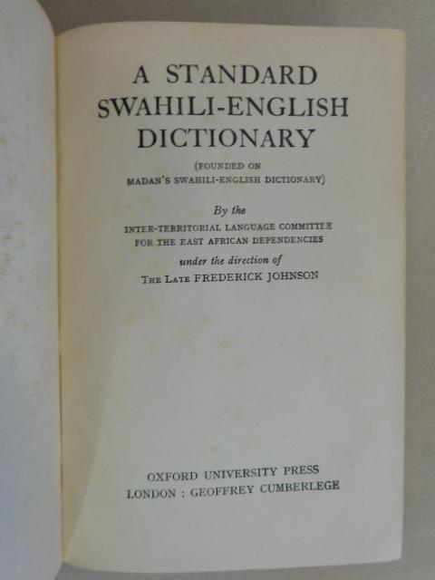 Johnson Frederick ( under the direction of) - A Standard English-Swahili Dictionary
