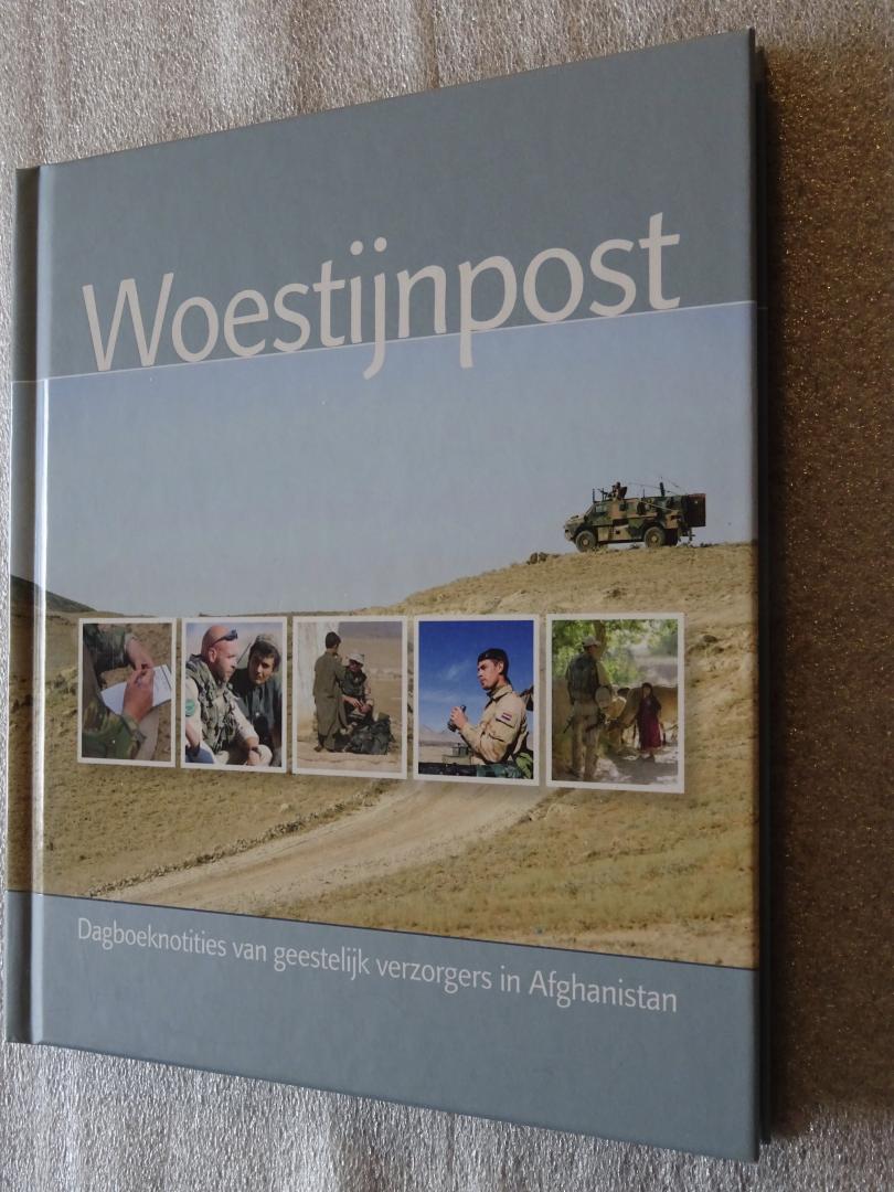 Fonteyn, Henk, e.a. - Woestijnpost / dagboeknotities van geestelijk verzorgers in Afghanistan