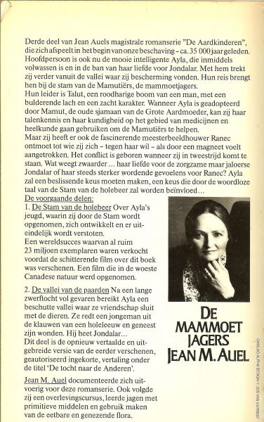 Auel, Jean M Vertaald door : G. Snoey - De Mammoet Jagers deel 3 uit Aardkinderen